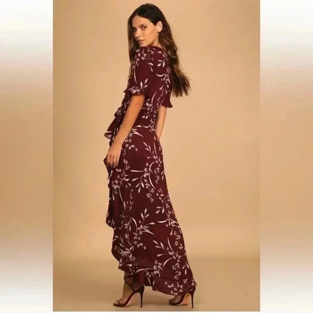 LuLu's | Short Sleeve Floral Maxi Dress in great condition size medium